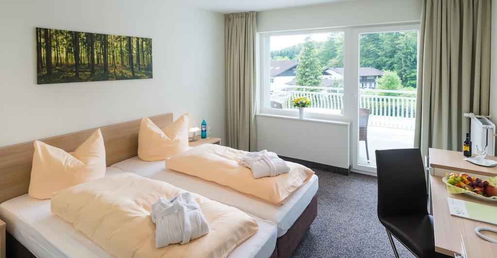 Landhotel Kristall Bad Marienberg Rum bild